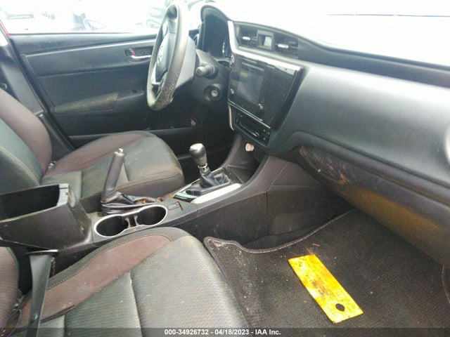 Toyota COROLLA LE 2018 5YFBURHE9JP826631 Image 5