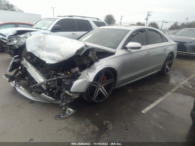 Audi S8 2013 WAUD2AFD2DN009929 Image 2