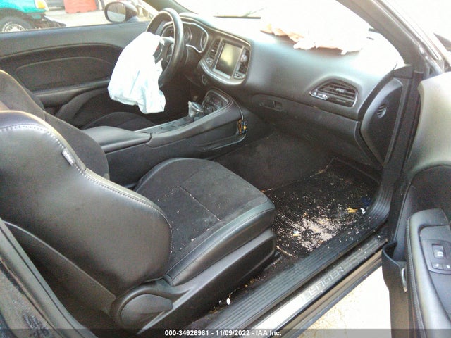 2016 Dodge Challenger, VIN: 2C3CDZFJ8GH136649