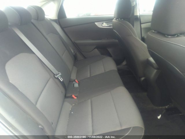 3KPF24AD1NE494302 KIA Forte Lxs