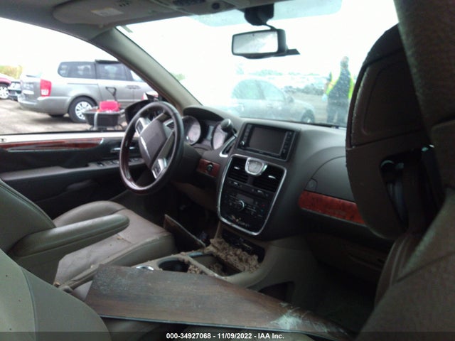 2C4RC1GG8FR740496 Chrysler Town & Country Limited Platinum
