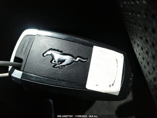 2022 Ford Mustang, VIN: 1FATP8UH8N5106204