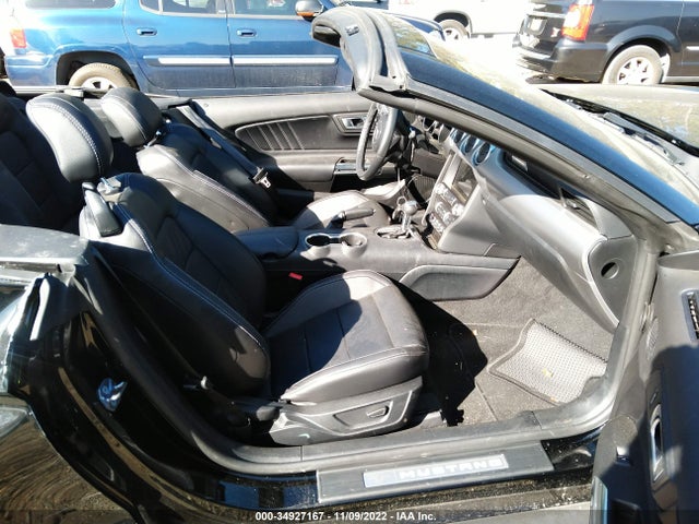 2022 Ford Mustang, VIN: 1FATP8UH8N5106204
