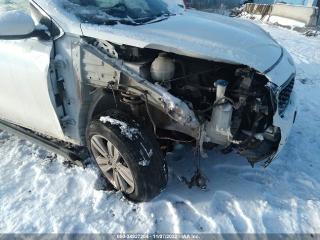 KNDPMCAC0K7568658 KIA Sportage Lx