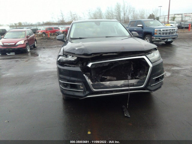 WA1VAAF79JD009393 Audi Q7 Prestige