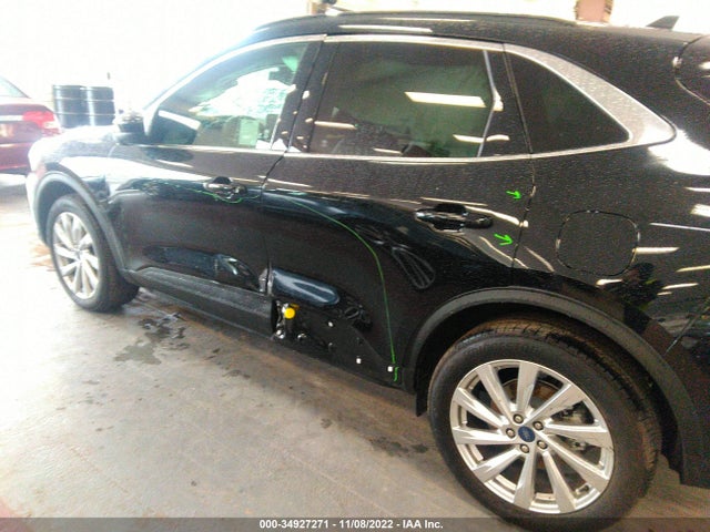 2022 Ford Escape, VIN: 1FMCU9DZ5NUA02062