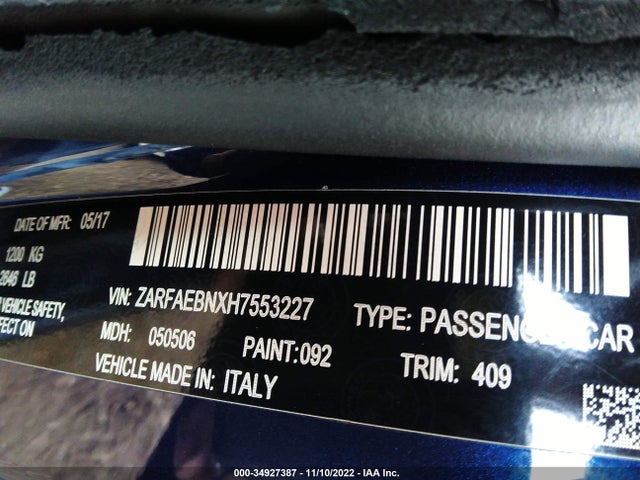 2017 Alfa Romeo Giulia, VIN: ZARFAEBNXH7553227
