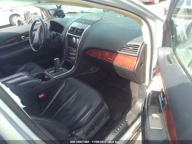 Lincoln MKX 2011 2LMDJ6JK1BBJ16830 Image 5