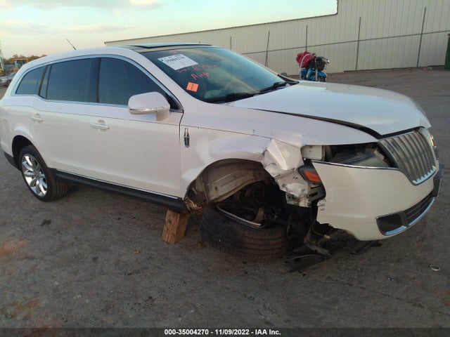 Lincoln MKT 2010 2LMHJ5FR5ABJ18628 Image 7
