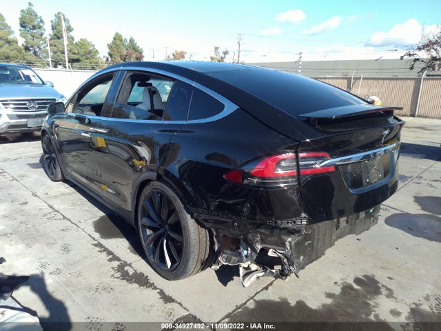 2020 Tesla Model X, VIN: 5YJXCAE41LF286468