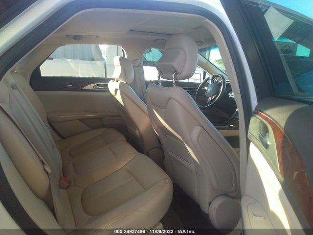 2016 Lincoln MKZ, VIN: 3LN6L2LU7GR612844