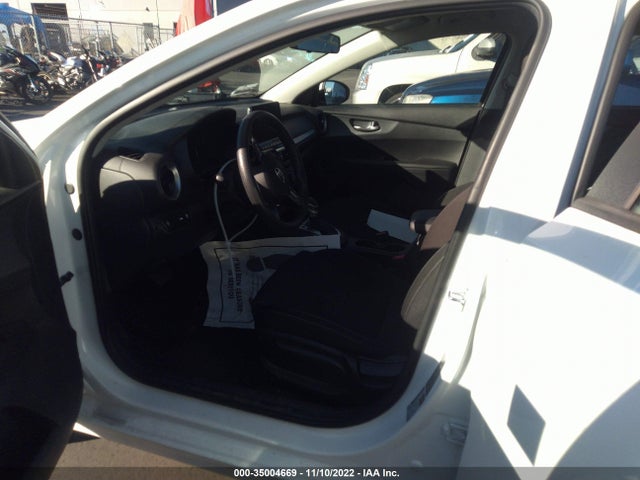 2021 KIA FORTE FE VIN: 3KPF24AD6ME320403
