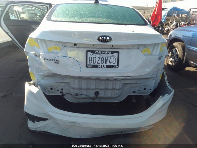 2021 KIA FORTE FE VIN: 3KPF24AD6ME320403
