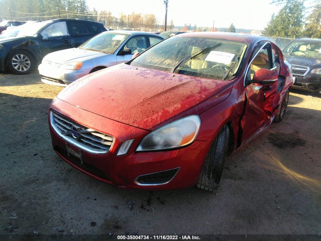 Volvo S60 T5 2012 YV1622FS7C2076228 Image 2