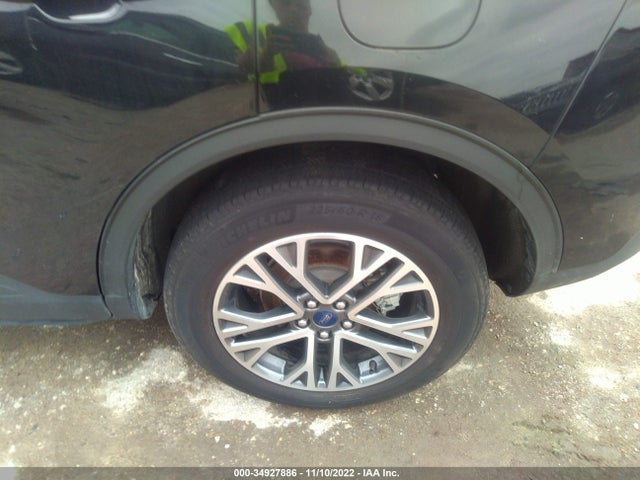 2021 Ford Escape, VIN: 1FMCU0H65MUA50283