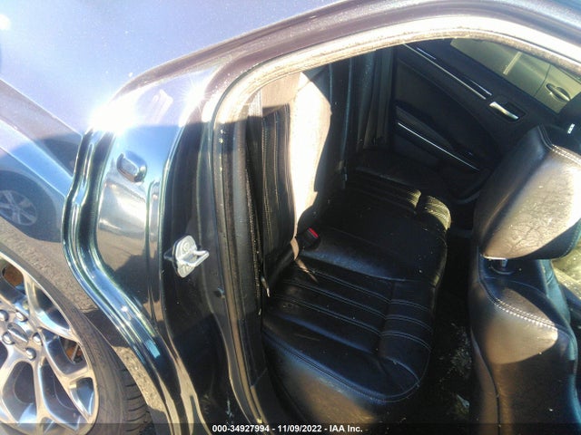 2018 Chrysler 300, VIN: 2C3CCABG2JH243329