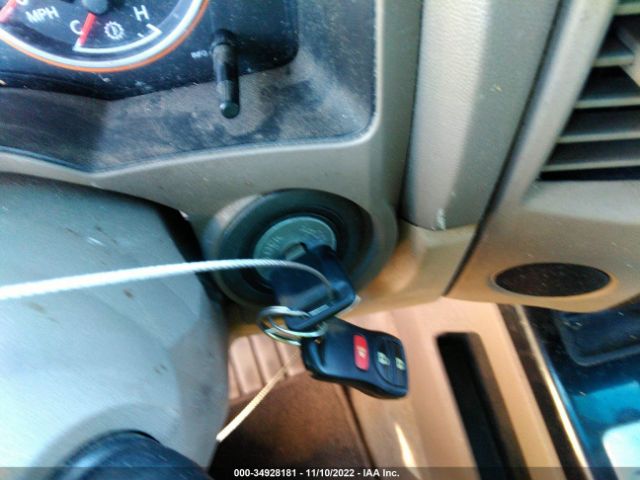 1N6AA0EDXEN507413 Nissan TITAN SV