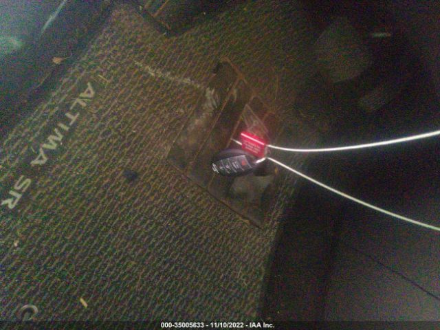 1N4AL3AP8HC493421 Nissan Altima 2.5 Sr