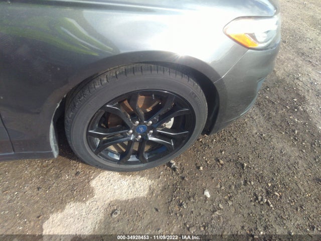 2020 Ford Fusion, VIN: 3FA6P0HD9LR111041