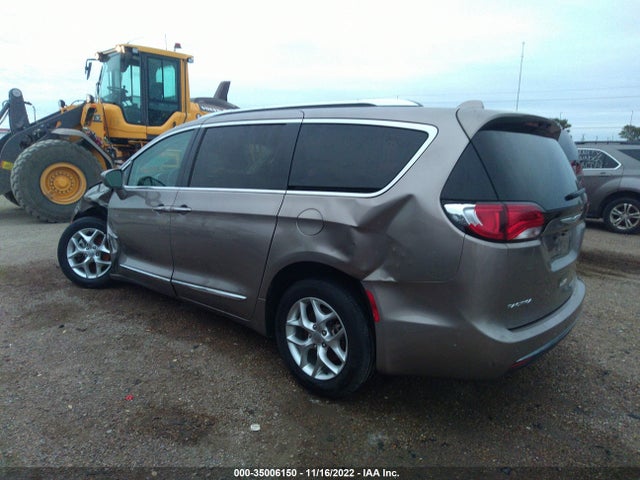 2018 Chrysler Pacifica, VIN: 2C4RC1EG5JR332761