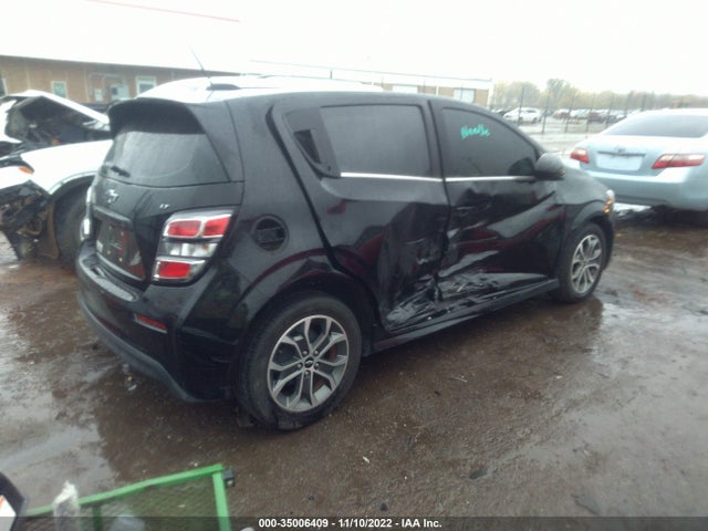 2018 Chevrolet Sonic, VIN: 1G1JD6SH5J4106364