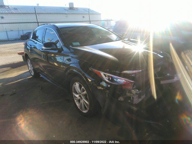 2018 Infiniti QX30, VIN: SJKCH5CPXJA061070