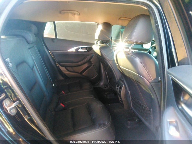 2018 Infiniti QX30, VIN: SJKCH5CPXJA061070
