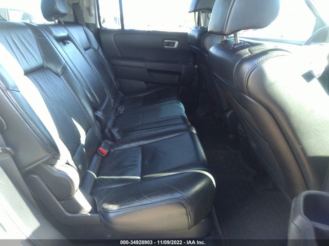 2011 HONDA PILOT TOURING VIN: 5FNYF4H91BB076827