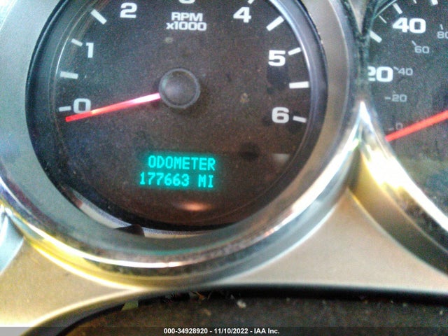 2011 CHEVROLET SILVERADO 1500 LT VIN: 3GCPKSE35BG176967