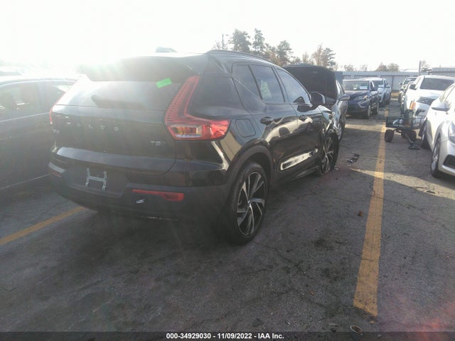 2021 VOLVO XC40 R-DESIGN VIN: YV4162UM5M2449533