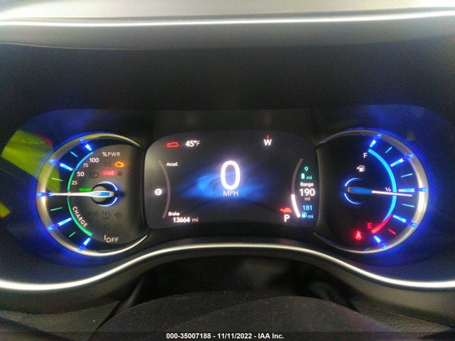 2021 Chrysler Pacifica Hybrid, VIN: 2C4RC1L79MR596539
