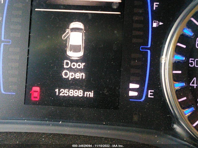 Chrysler 200 Limited 2015 1C3CCCAB1FN685132 Image 7
