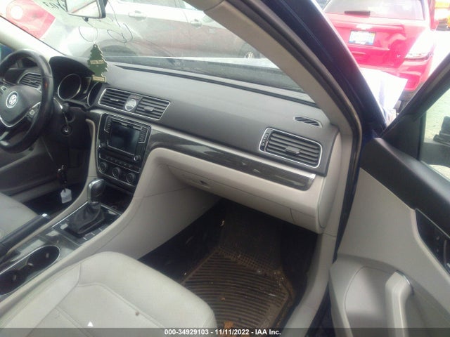 2016 Volkswagen Passat, VIN: 1VWBS7A38GC063096