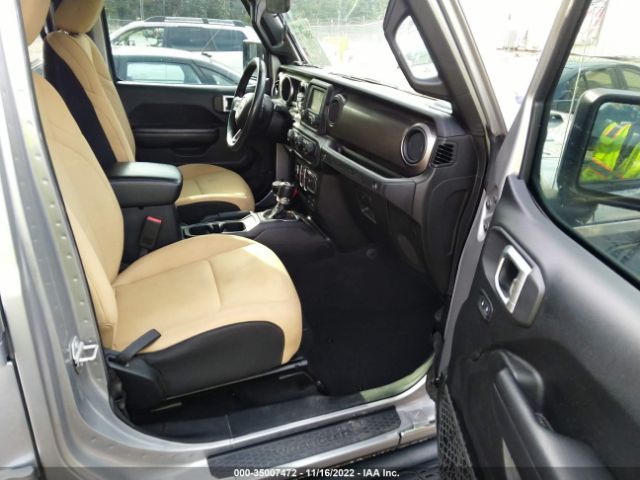 1C4HJXDG4JW157741 Jeep Wrangler Unlimited Sport S