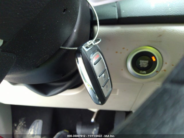 Chrysler Voyager Lx 2021 аукцион фото