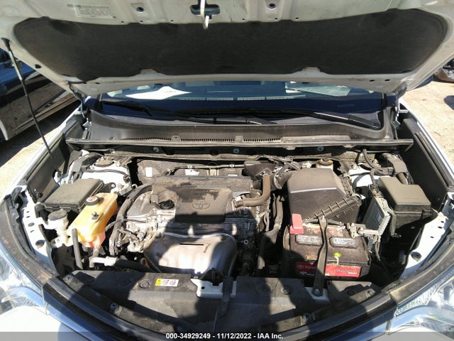 Toyota RAV4 LE 2018 JTMZFREV6JJ199419 Image 15