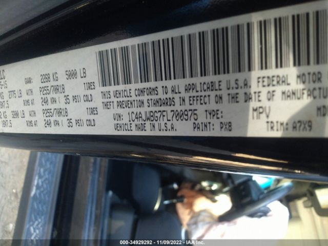 1C4AJWBG7FL700975 Jeep Wrangler Sahara