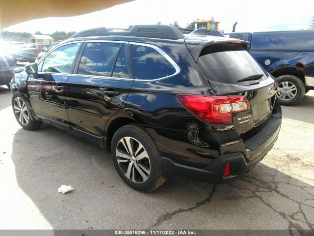 2018 Subaru Outback, VIN: 4S4BSAKC1J3223661