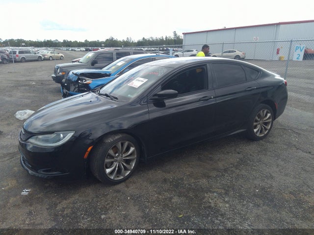 Chrysler 200 S 2015 1C3CCCBBXFN670868 Image 2