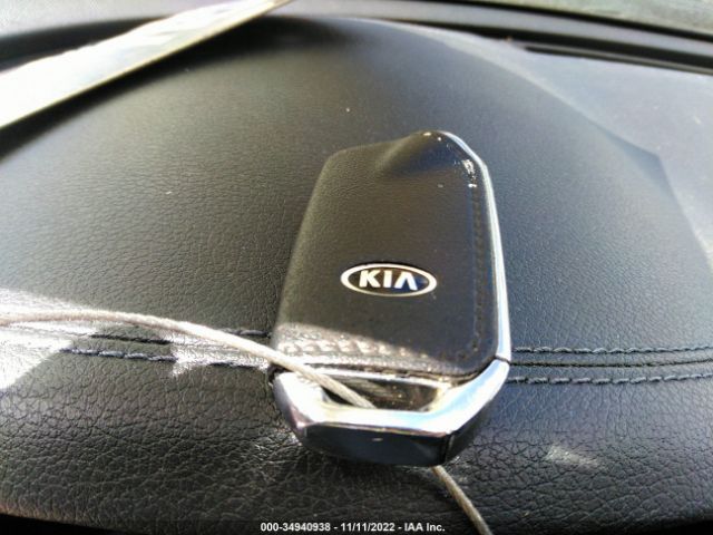 KNAE25LA3J6023298 KIA Stinger Premium