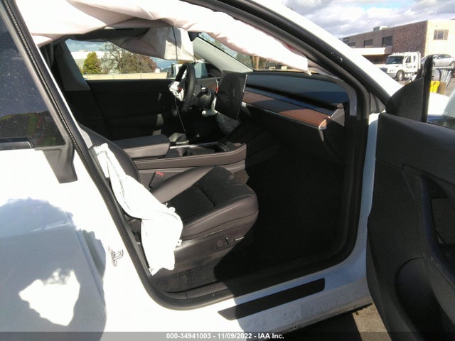 Tesla Model Y Long Range 2021 5YJYGDEEXMF269592 Image 7
