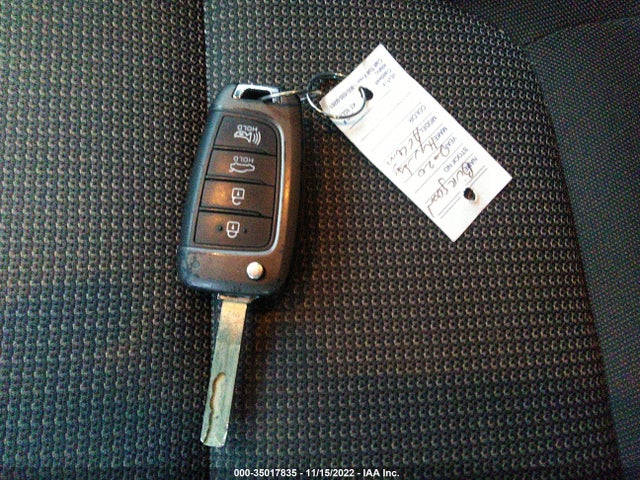 2020 Hyundai Accent, VIN: 3KPC24A64LE106433