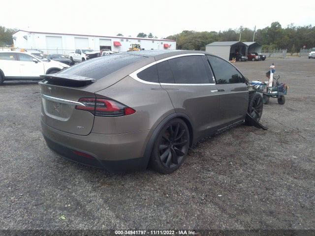 Tesla Model X 70d/90d/75d/60d/p100d 2016 5YJXCBE27GF021788 Image 4
