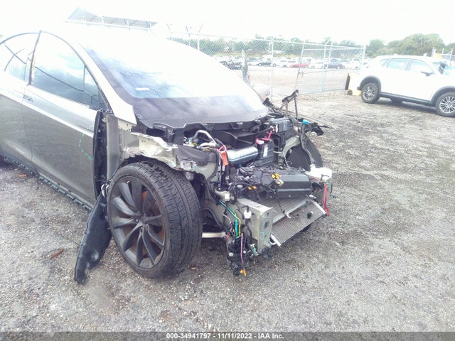 Tesla Model X 70d/90d/75d/60d/p100d 2016 5YJXCBE27GF021788 Image 6