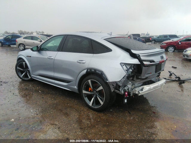 2022 Audi e-tron, VIN: WA11CBGE3NB036120