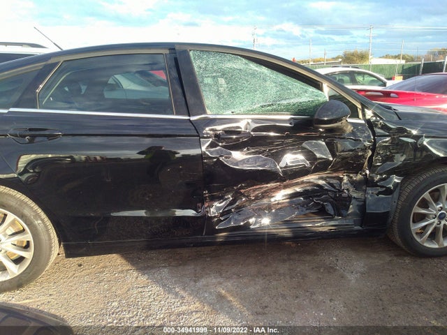2017 Ford Fusion, VIN: 3FA6P0HD3HR247088
