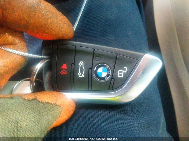 2021 BMW X3, VIN: 5UXTS1C02M9D71284