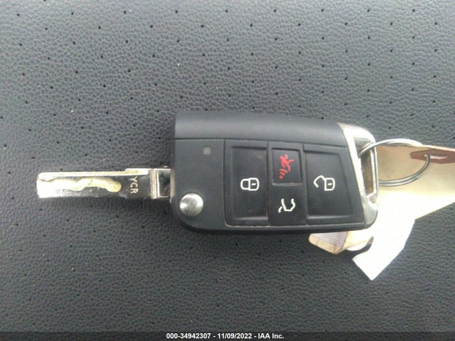 2015 Volkswagen Golf, VIN: 3VWC17AU6FM517665
