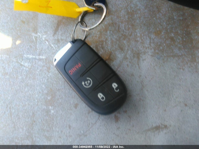 2019 Jeep Compass, VIN: 3C4NJCBB4KT637000