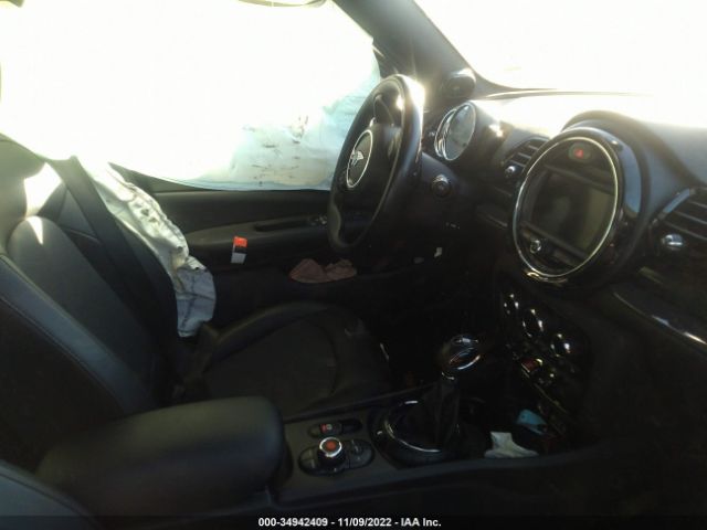 WMWLU1C5XH2F26912 Mini Clubman